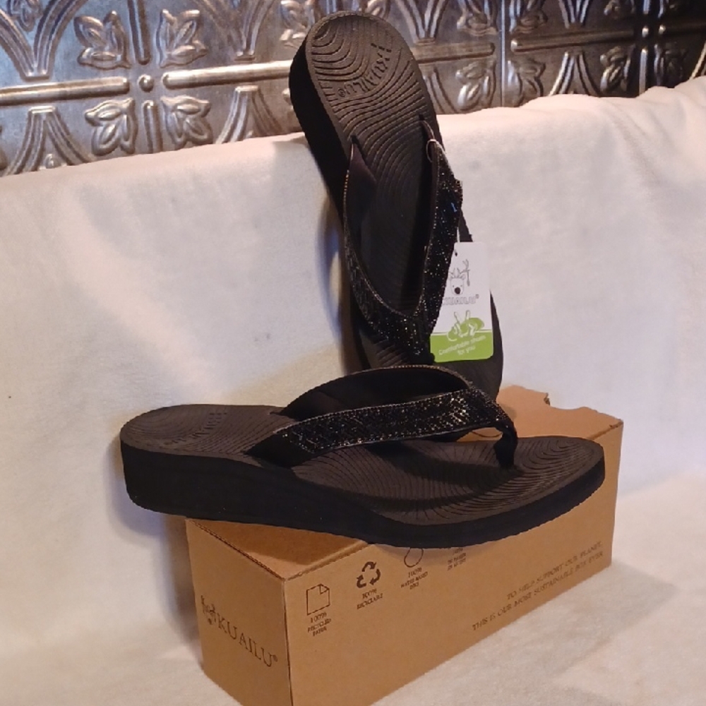Kualu Black Women's Sandals Women's Size 9